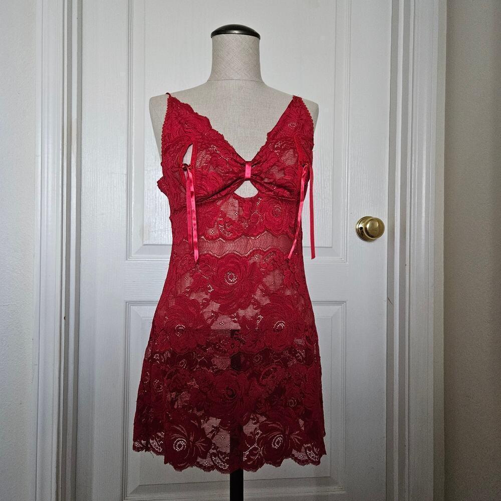 Vintage Fredericks of Hollywood lingerie Red Lace Medium